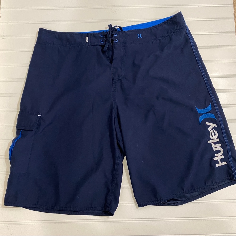Hurley Men’s Board Shorts Blue size 38